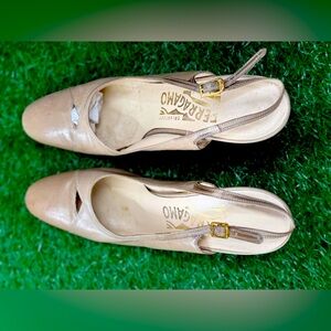 Salvatore Farragamo‎ ladies sandals size 5.5